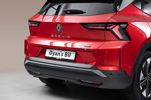 Renault Scenic E-Tech 6 of 26
