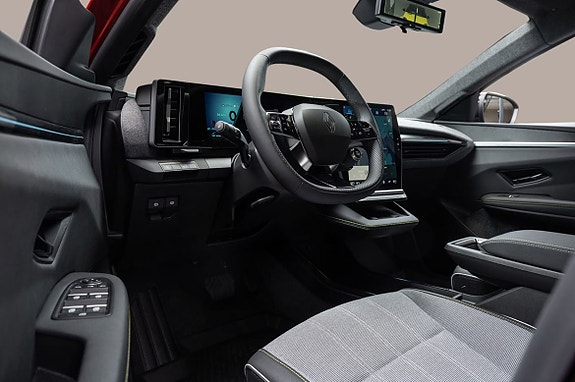 Renault Scenic E-Tech 14 of 26