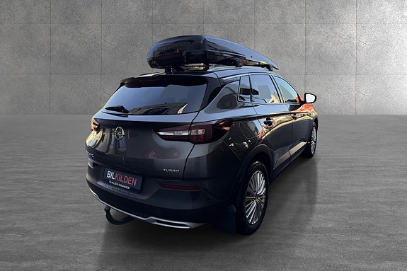 Opel Grandland X 2 of 20
