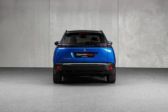 Peugeot e-2008 7 of 29