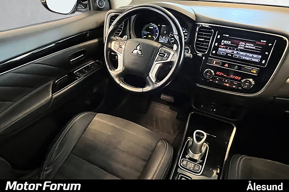 Mitsubishi Outlander 16 of 22