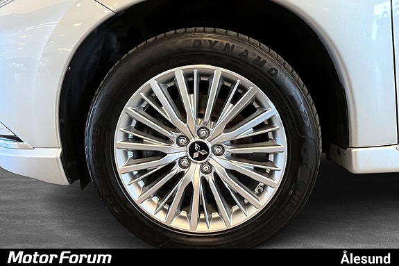 Mitsubishi Outlander 5 of 22