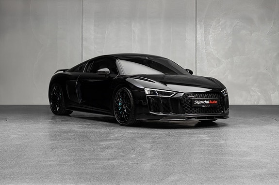 Audi R8 14 of 30