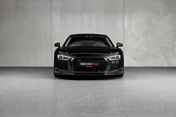 Audi R8 15 of 30