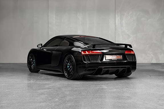 Audi R8 8 of 30