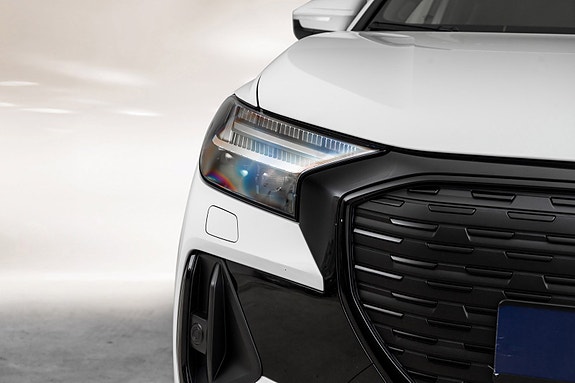 Audi Q4 e-tron 5 of 30