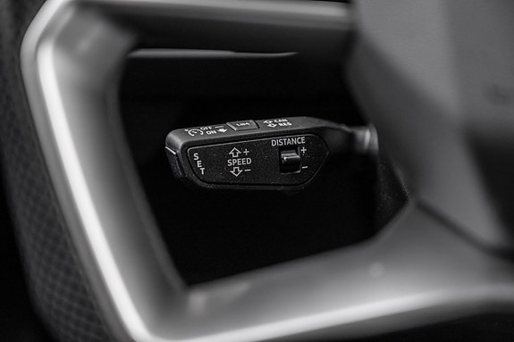 Audi Q4 e-tron 18 of 30