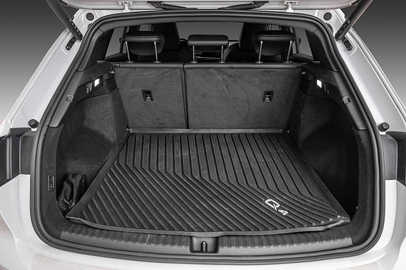 Audi Q4 e-tron 10 of 30