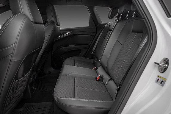 Audi Q4 e-tron 14 of 30