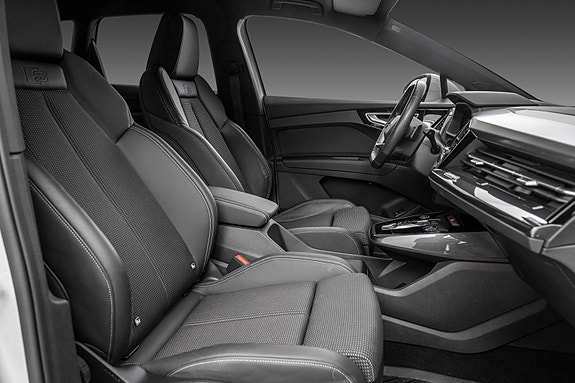 Audi Q4 e-tron 15 of 30