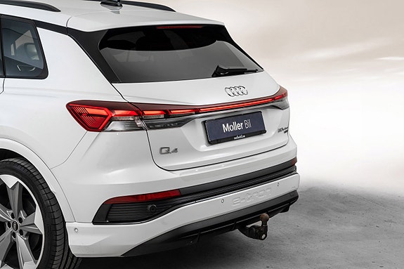 Audi Q4 e-tron 6 of 30