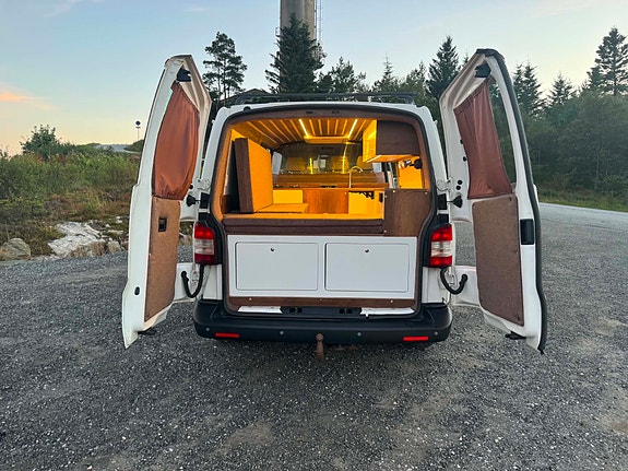 Volkswagen Transporter 17 of 30
