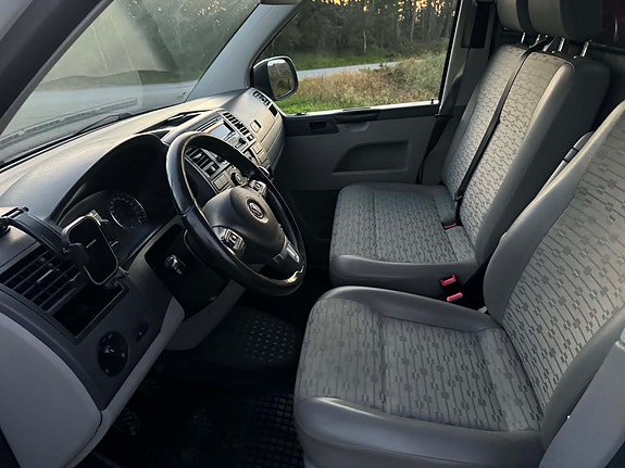 Volkswagen Transporter 23 of 30