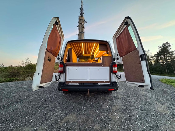 Volkswagen Transporter 18 of 30
