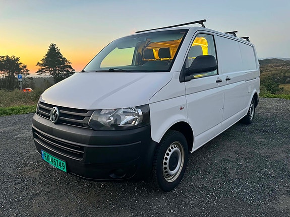 Volkswagen Transporter 2 of 30