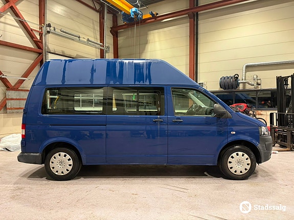 Volkswagen Kombi 8 of 10