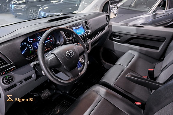 Toyota Proace 23 of 30