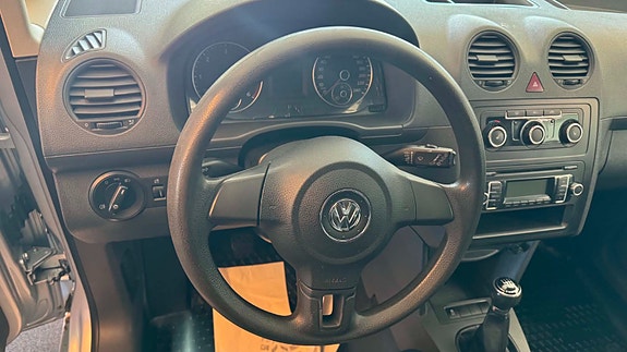Volkswagen Caddy Maxi 10 of 16