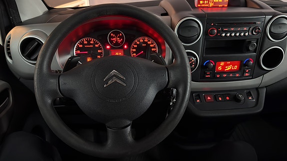 Citroen Berlingo 12 of 22