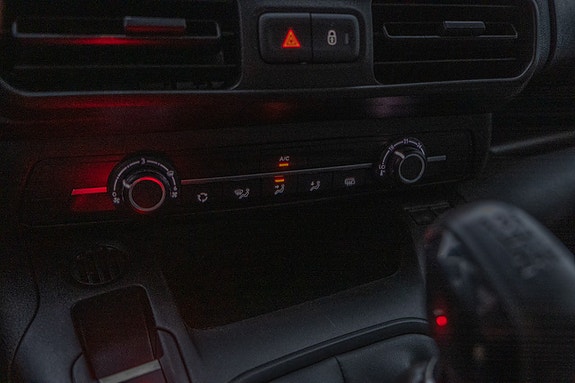 Peugeot Partner 18 of 30