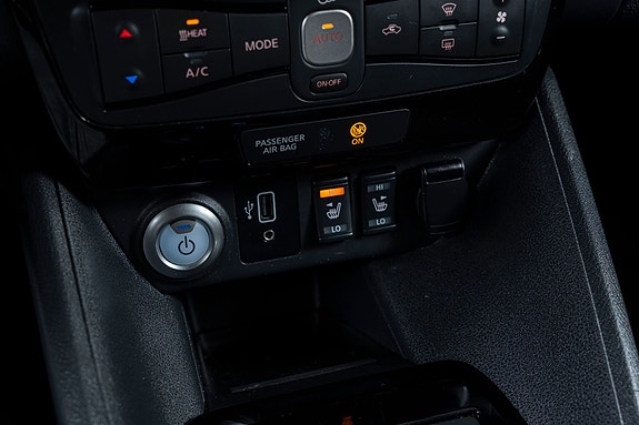 Nissan Leaf 17 of 30