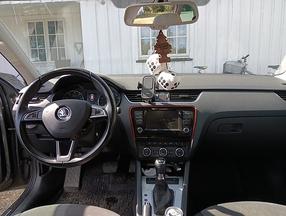 Skoda Octavia 7 of 9
