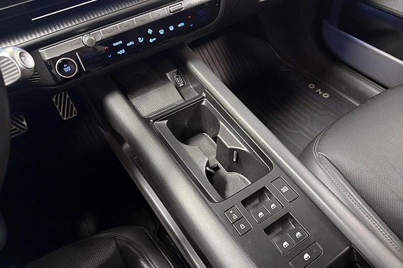 Hyundai Ioniq 6 14 of 25