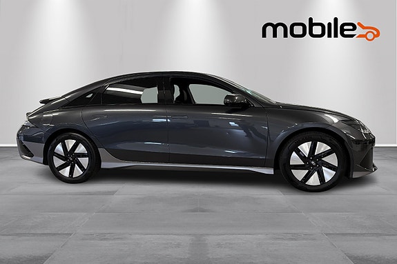 Hyundai Ioniq 6 2 of 25
