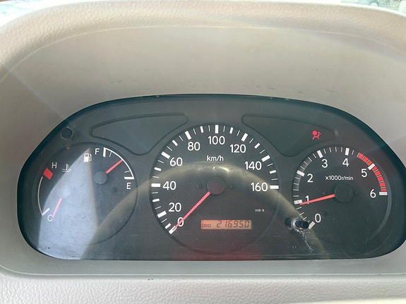 Toyota Dyna 12 of 12