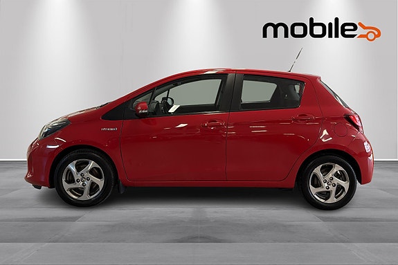 Toyota Yaris 20 of 24