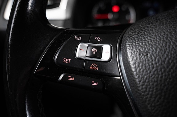 Volkswagen Caddy Maxi 17 of 25