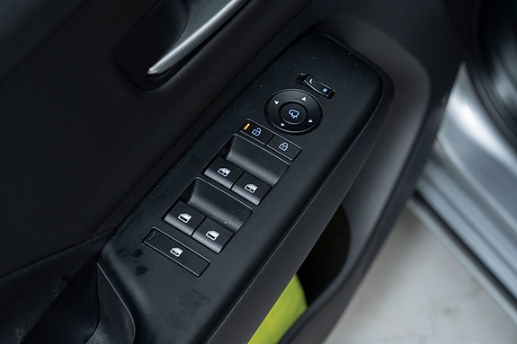 Hyundai Kona 25 of 30