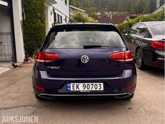 Volkswagen golf 5 of 26