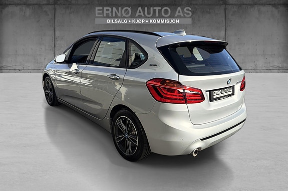 BMW 225xe 5 of 16