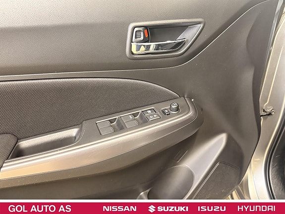 Suzuki Swift 13 of 25