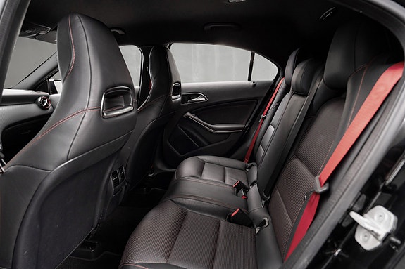Mercedes-Benz A45 30 of 30