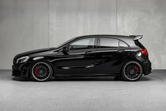 Mercedes-Benz A45 4 of 30