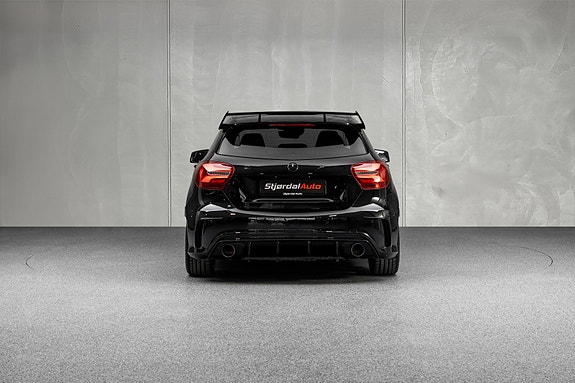 Mercedes-Benz A45 7 of 30
