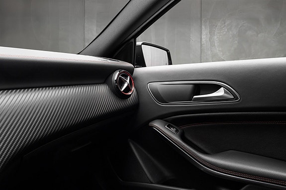 Mercedes-Benz A45 25 of 30