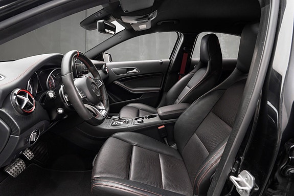 Mercedes-Benz A45 16 of 30