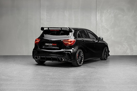 Mercedes-Benz A45 9 of 30
