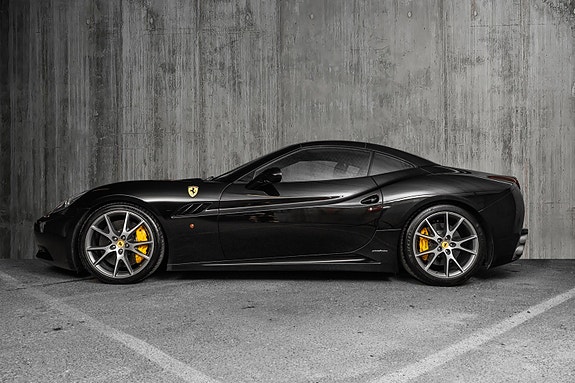 Ferrari California 4 of 30