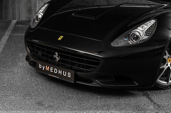 Ferrari California 13 of 30