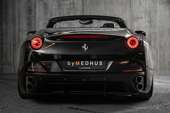 Ferrari California 11 of 30