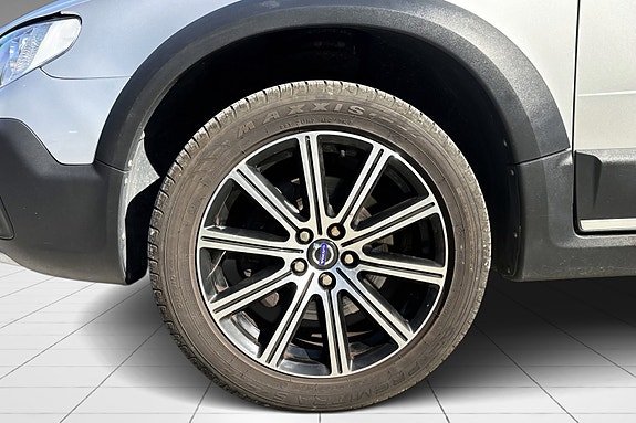 Volvo XC70 8 of 20