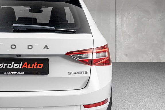 Skoda Superb 8 of 30
