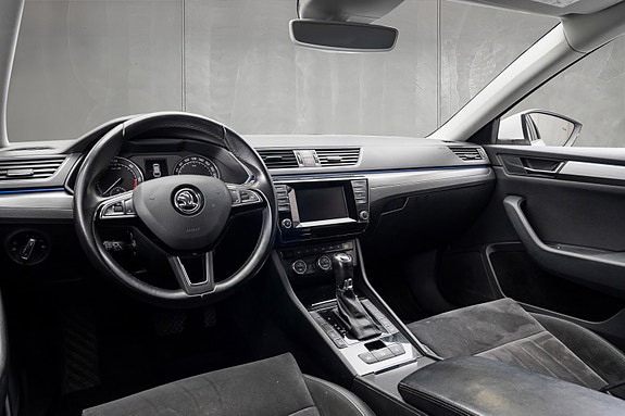 Skoda Superb 27 of 30