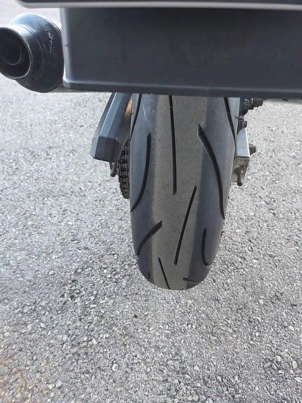 Suzuki GSX 750 F 6 of 11
