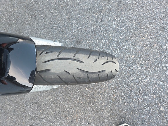 Suzuki GSX 750 F 5 of 11