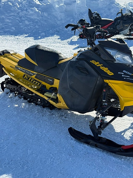 Ski-doo MXZ X-RS 600 E-TEC 4 of 6